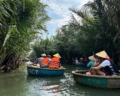 Cam Thanh water Coconut village copy