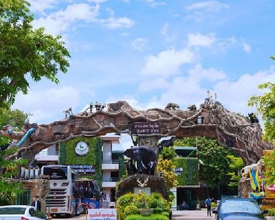 S-M-TSafari World & Marine Park Thailand